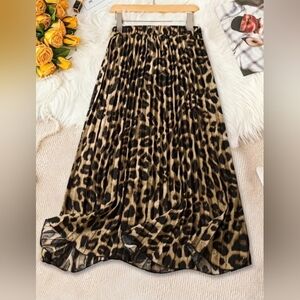 Leopard Print Pleated Skirt Elastic Waist Pull-On Skirt